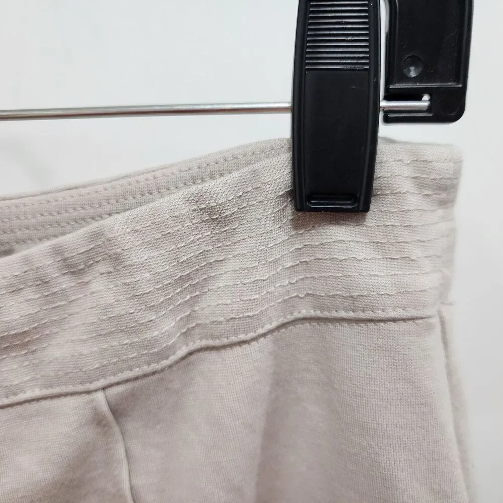 Soft Surroundings Ponte Knit Crop Capri Pants Seam Beige Stretch Womens Petite M